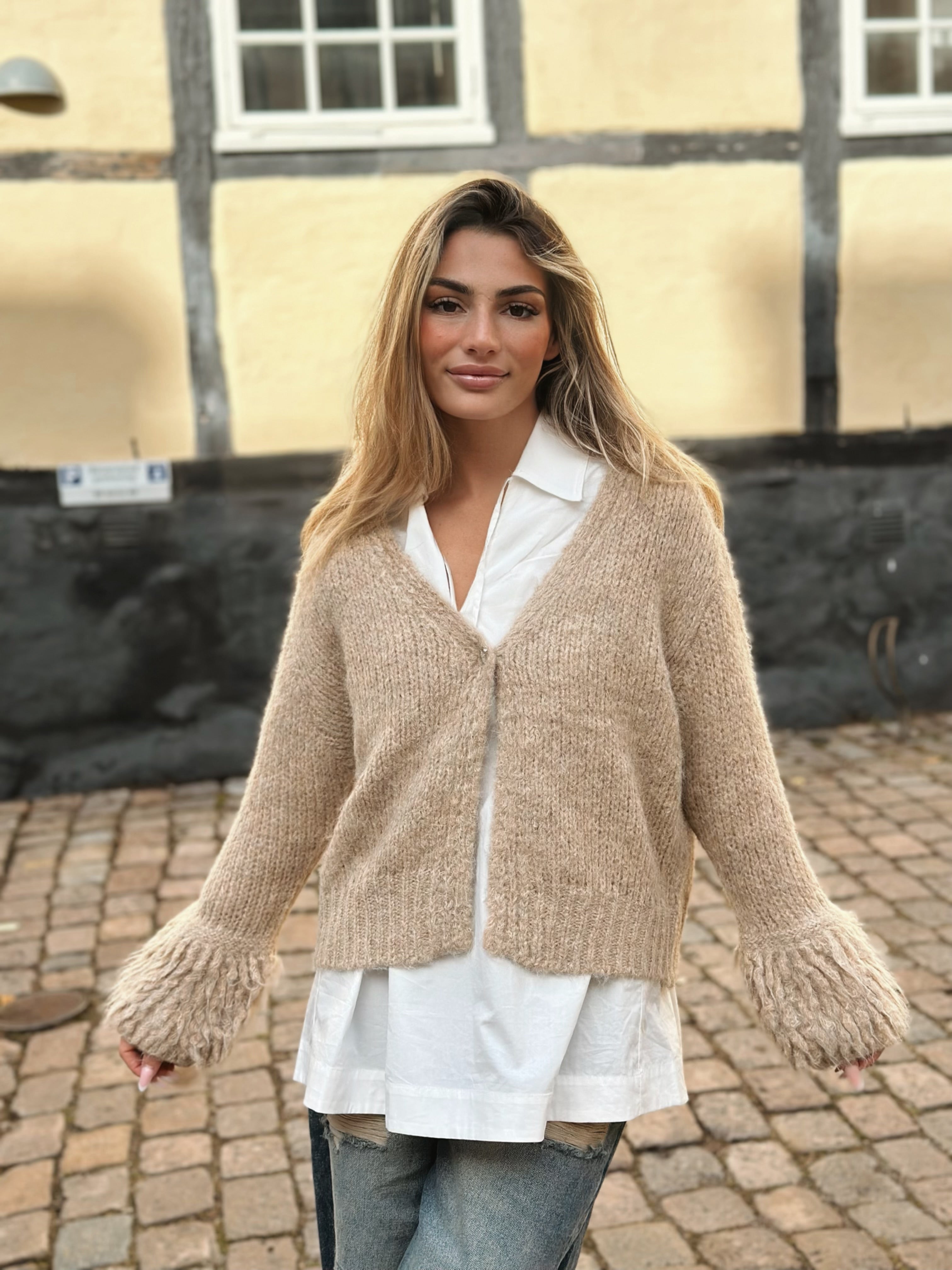 Mysig kofta med knapp