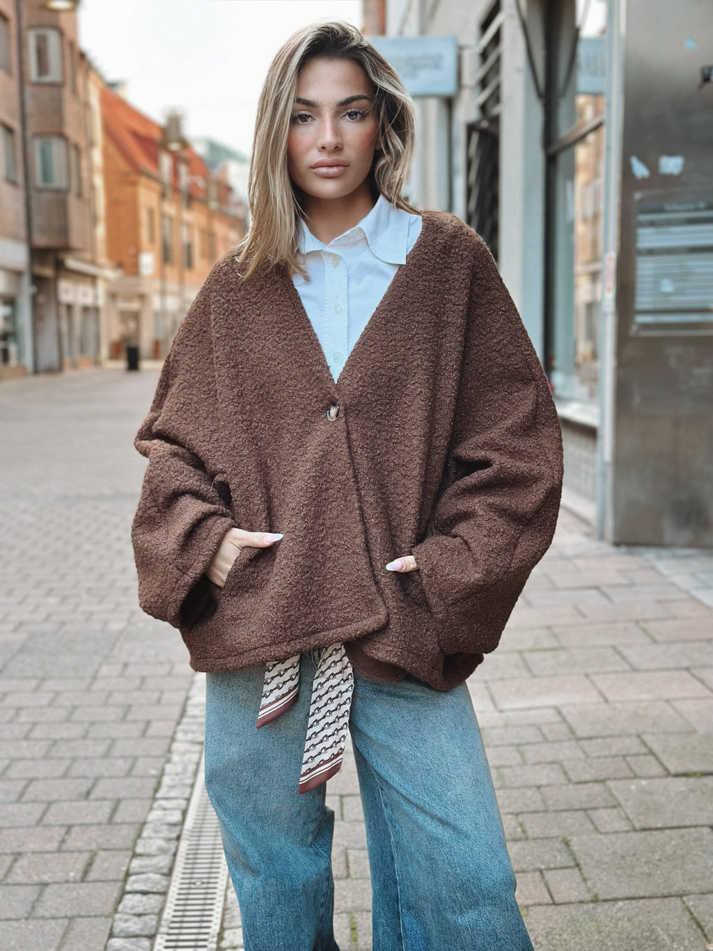 Kort oversized teddyjacka