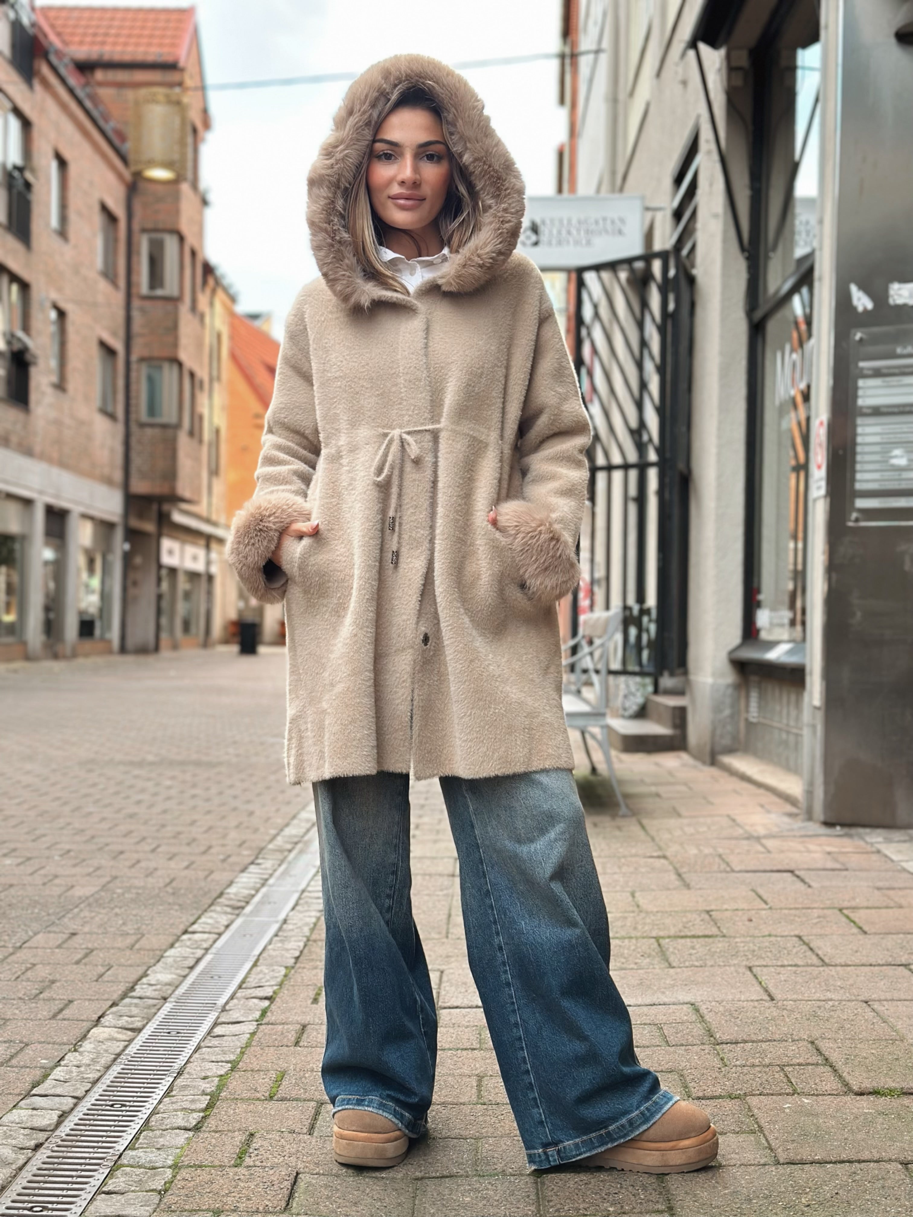 Kappa med fuskpälskant