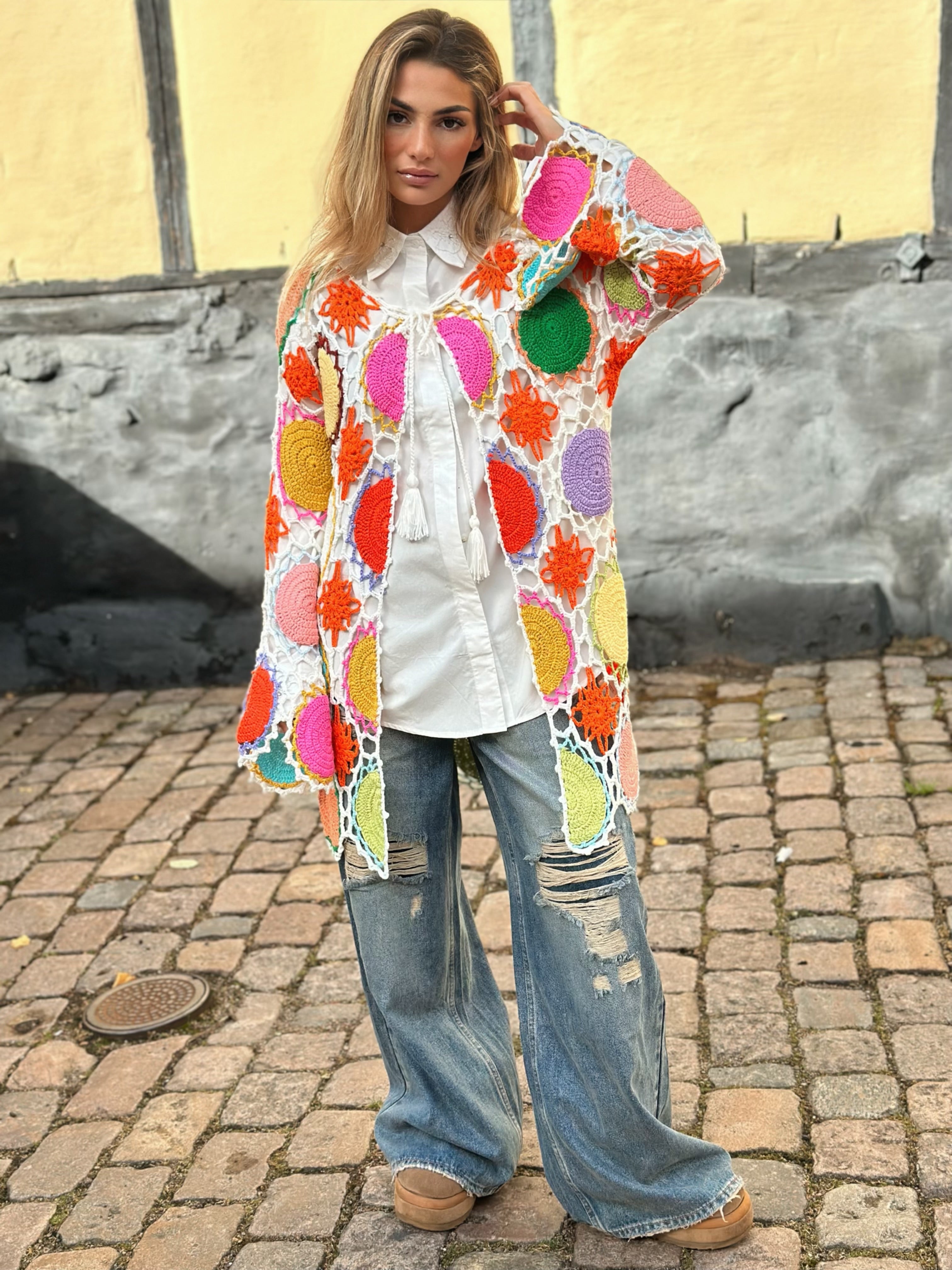 Färgglad virkad kofta – boho style