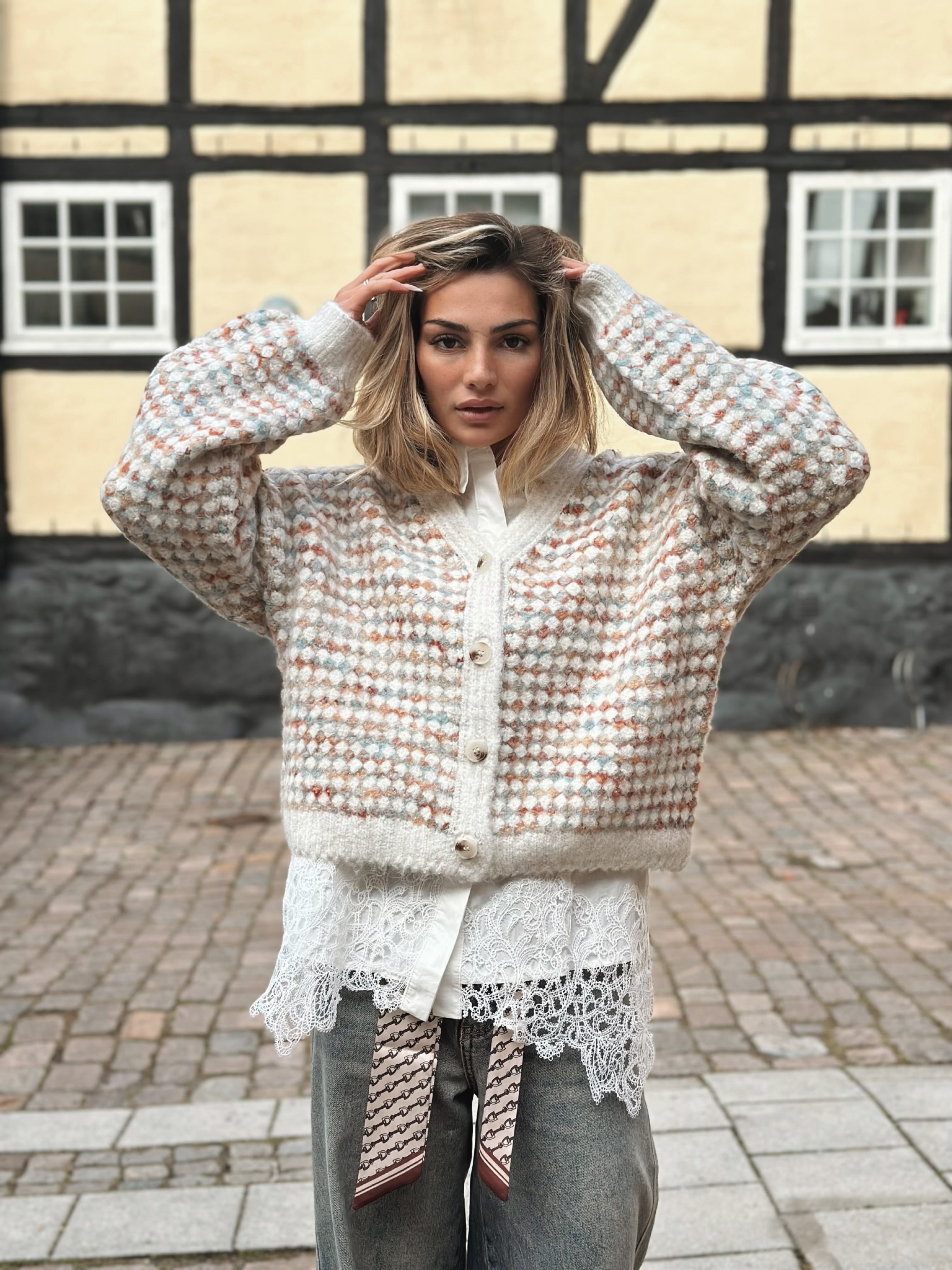 Stickad kofta med mönster – Made in Italy