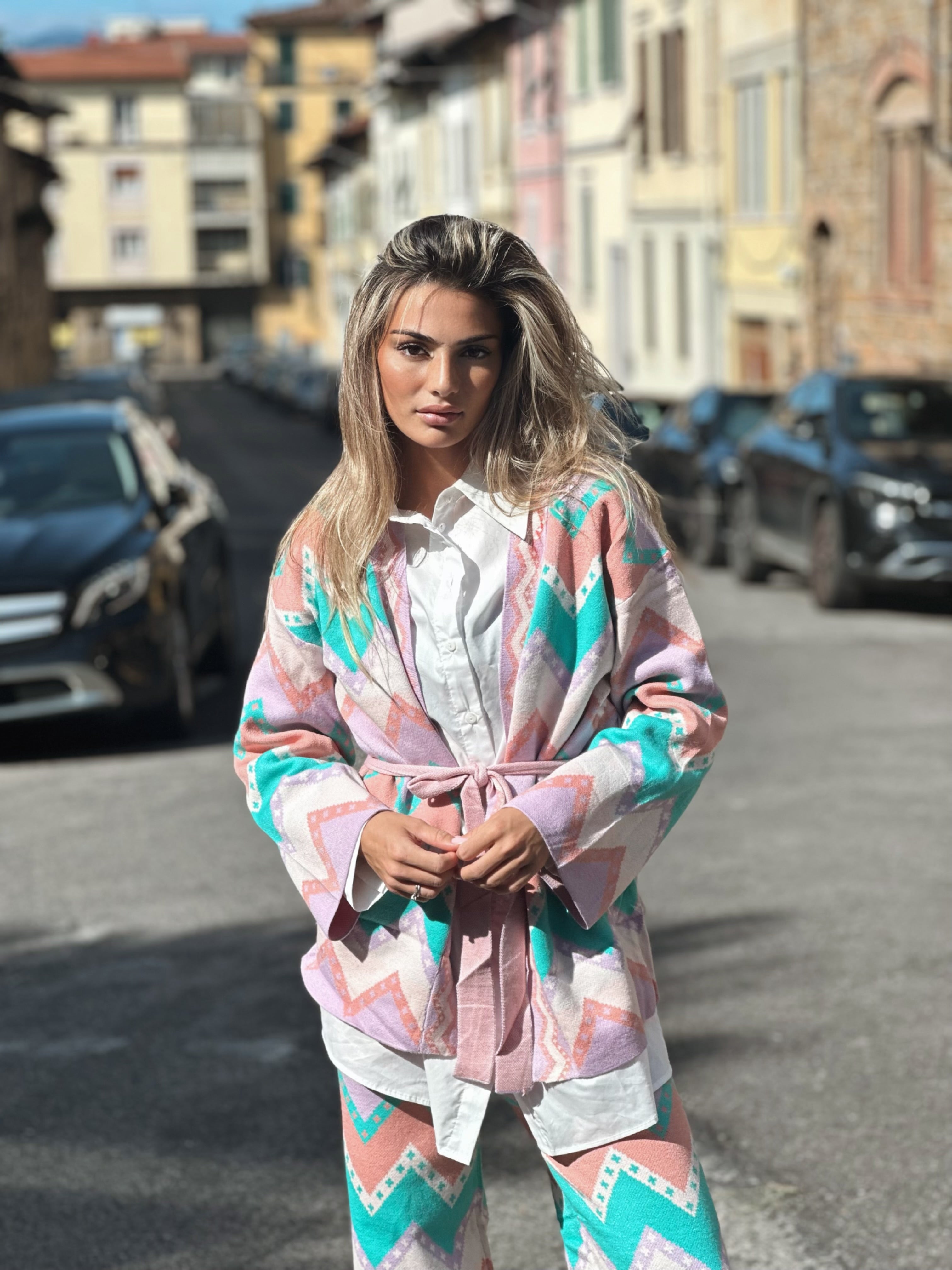 Zigzag knitted kimono