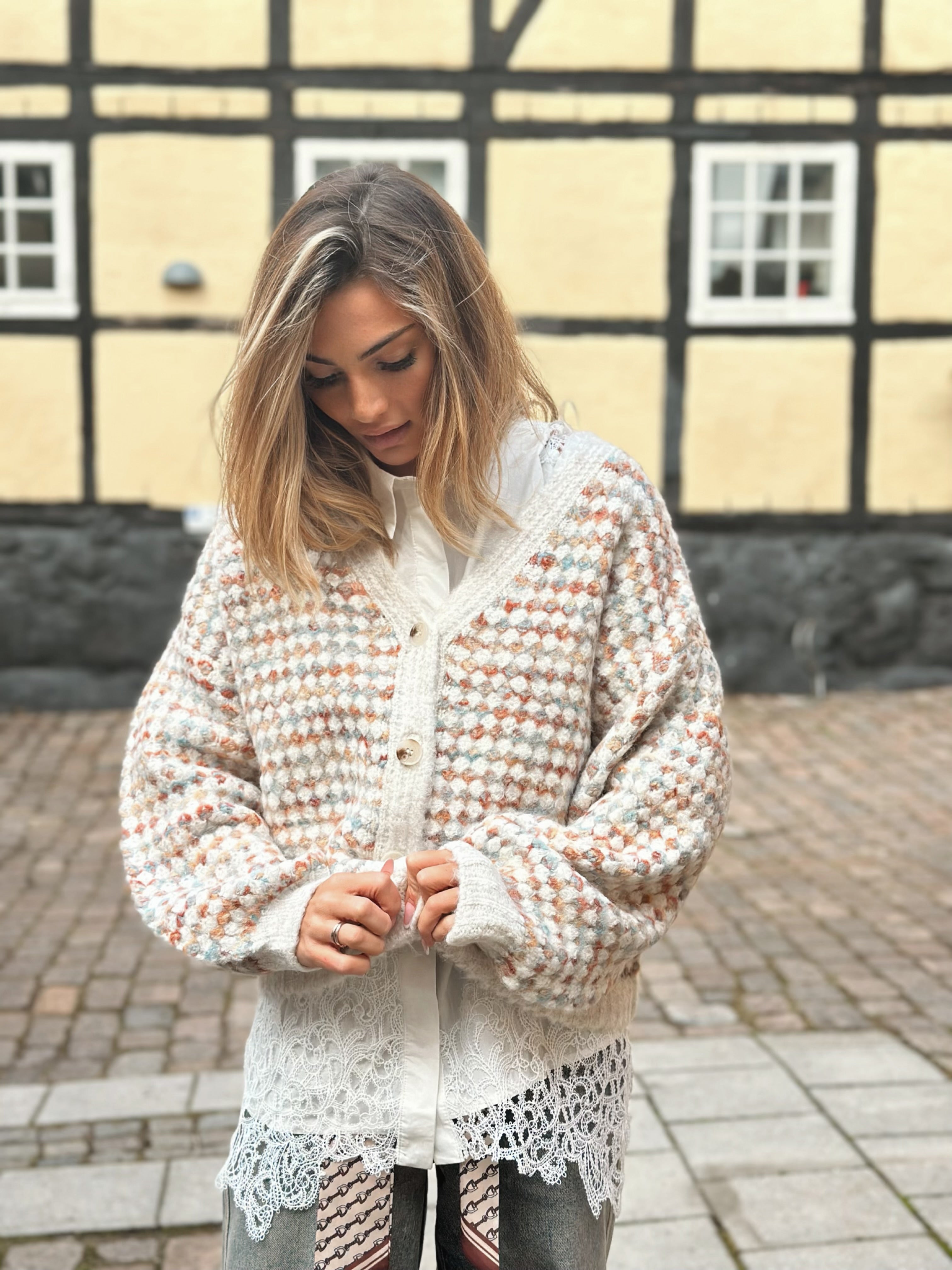 Stickad kofta med mönster – Made in Italy