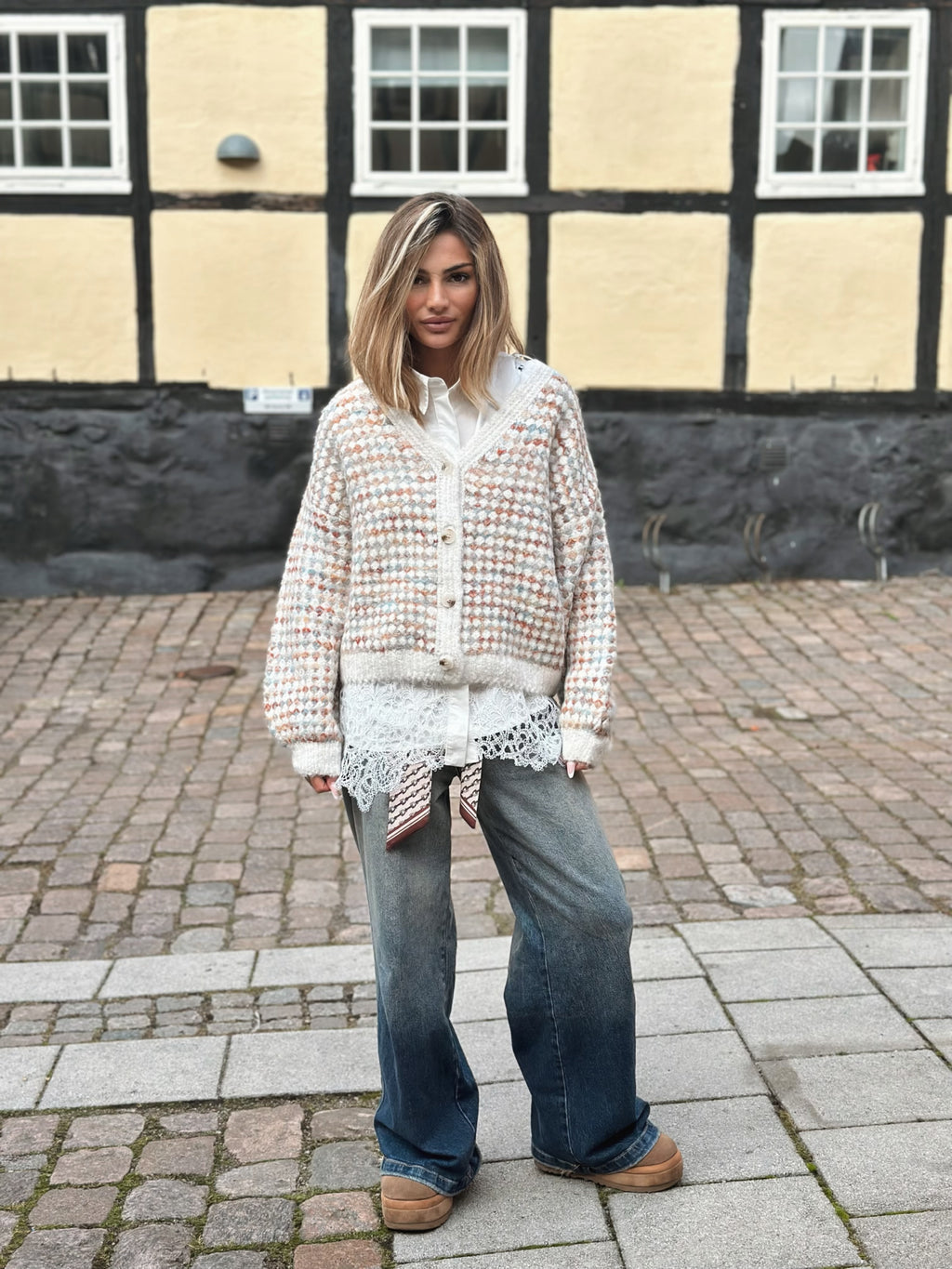 Stickad kofta med mönster – Made in Italy