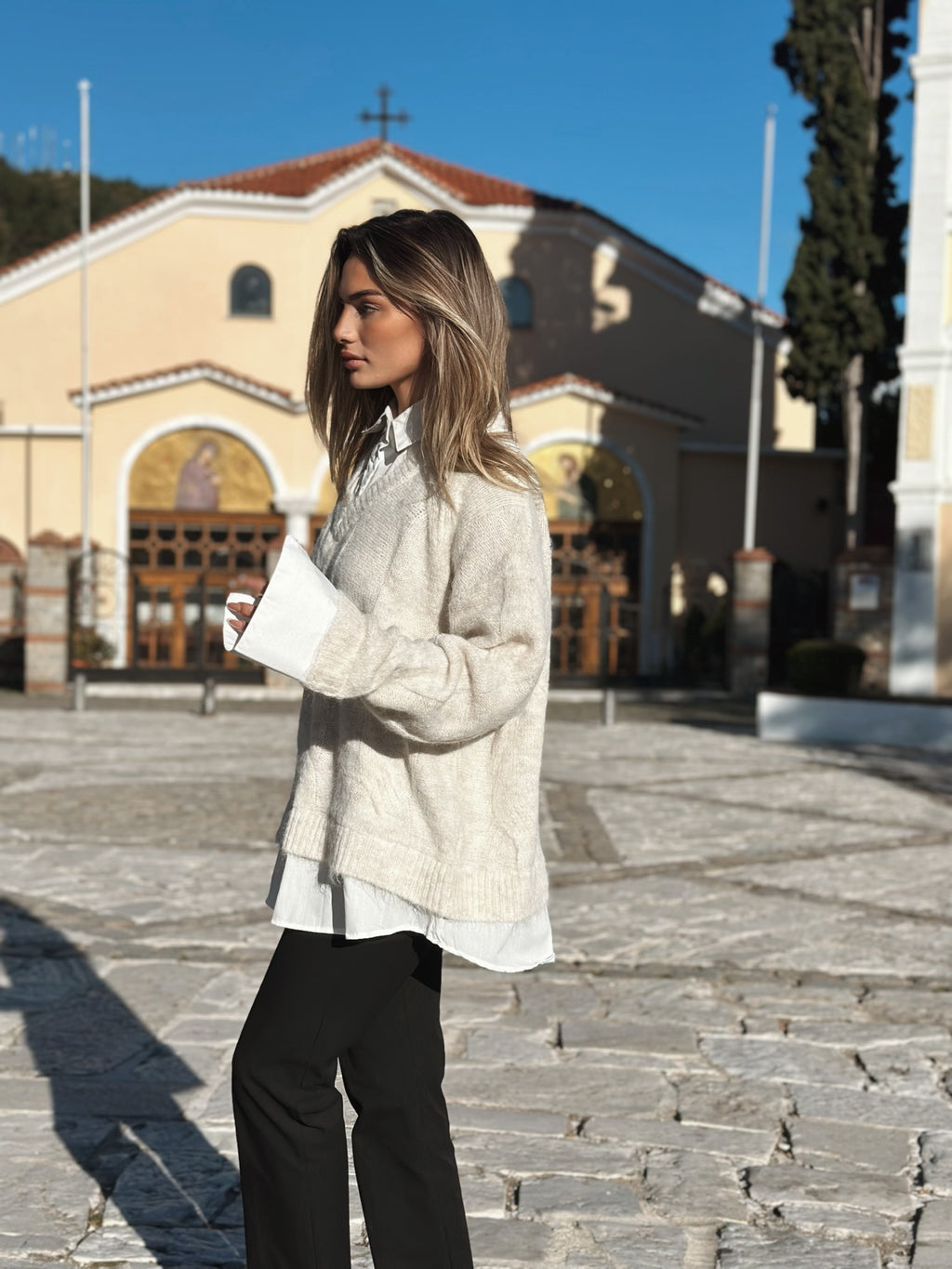 Tröja med insydd skjorta